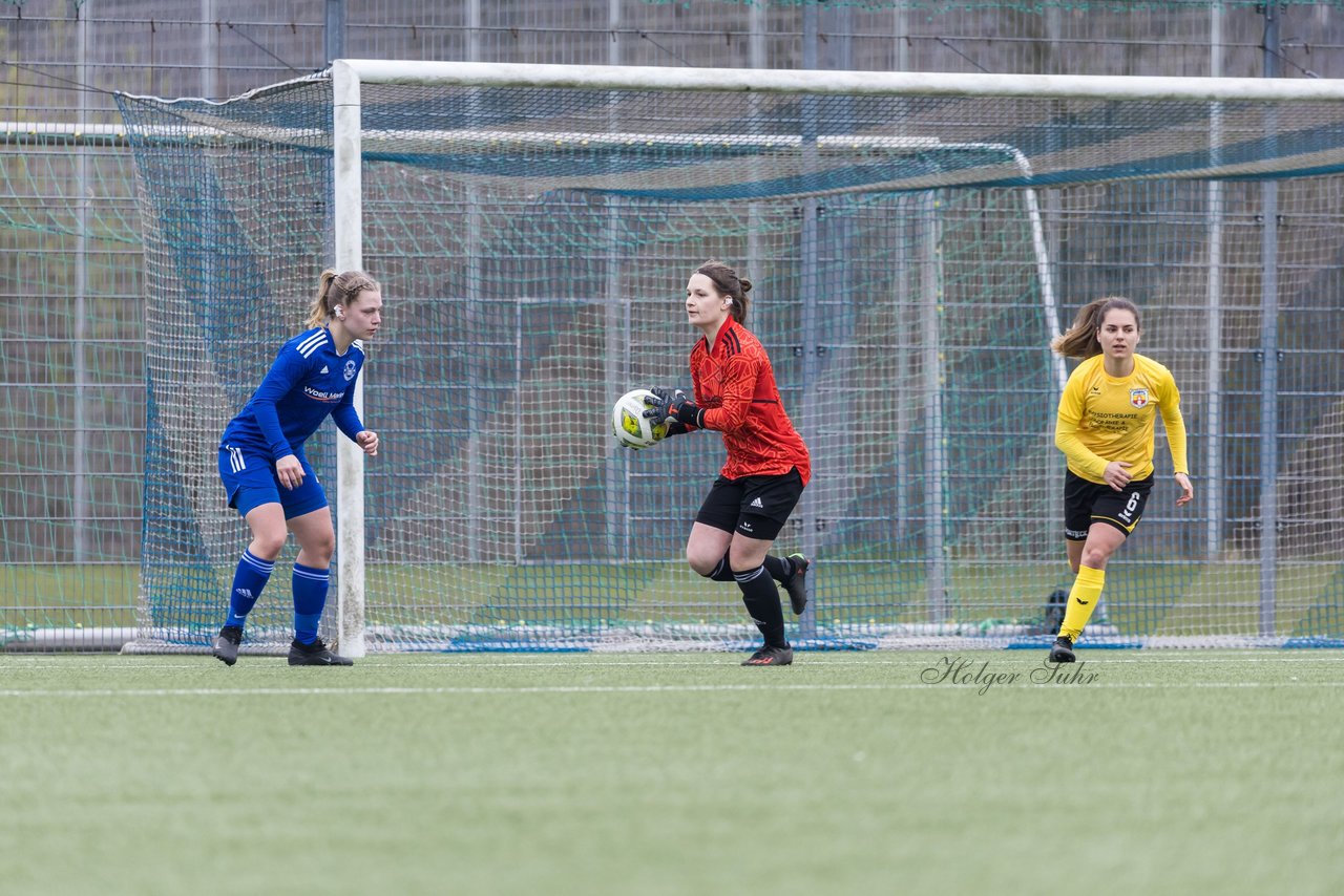 Bild 248 - F SSC Hagen Ahrensburg - SV Frisia Risum-Lindholm : Ergebnis: 1:2